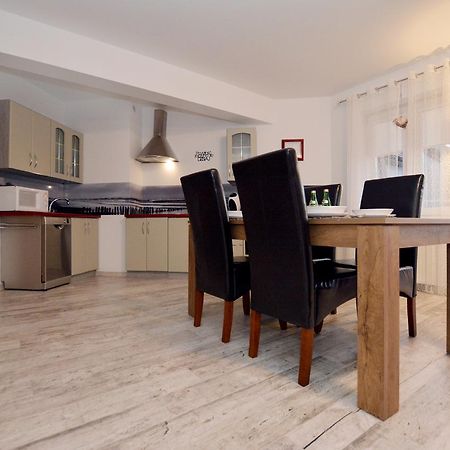 Apartament Przy Latarni Morskiej Колобжег Екстериор снимка