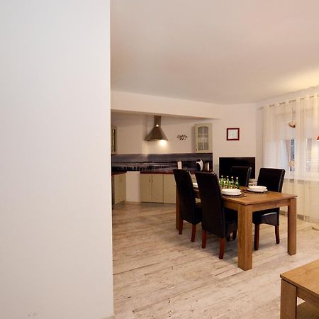 Apartament Przy Latarni Morskiej Колобжег Екстериор снимка