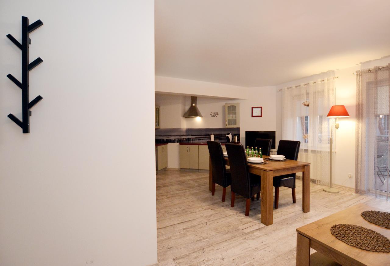 Apartament Przy Latarni Morskiej Колобжег Екстериор снимка