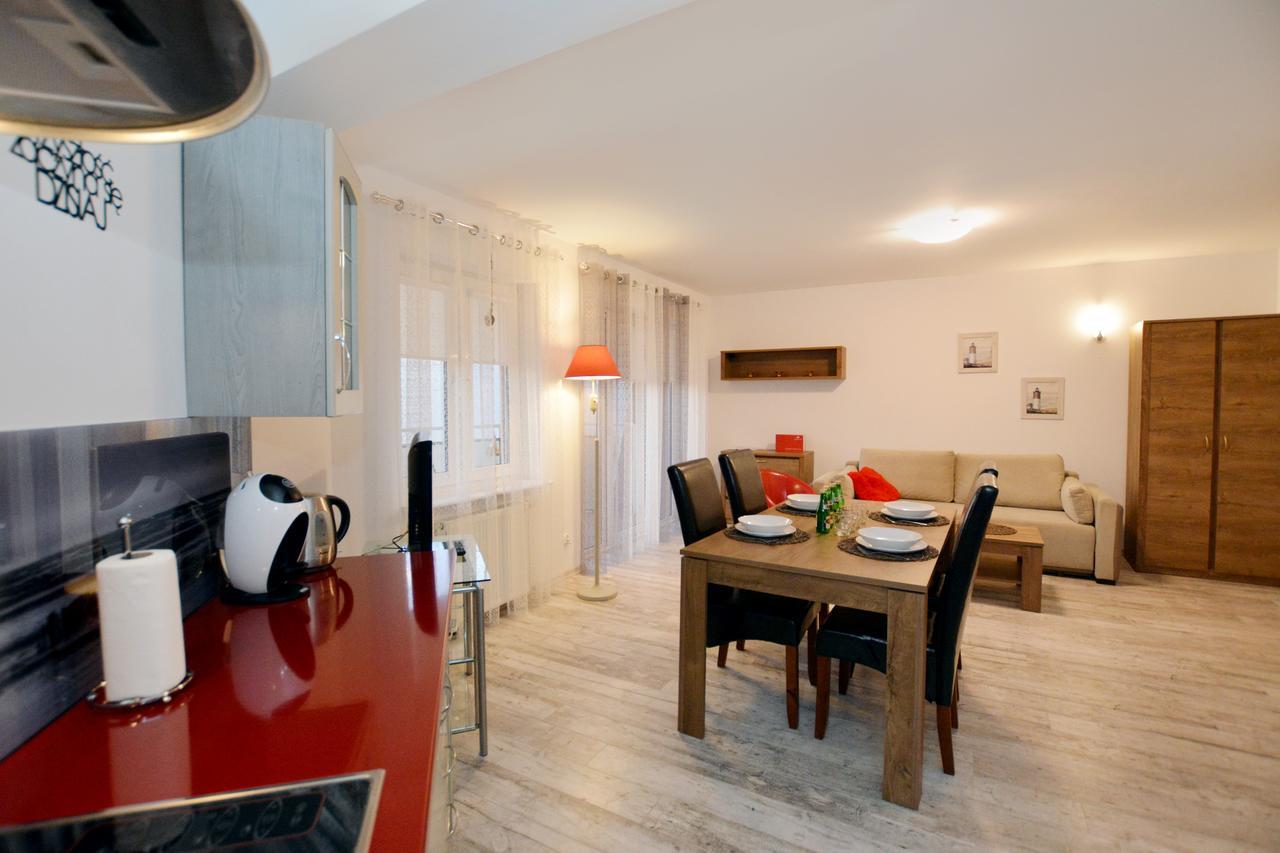 Apartament Przy Latarni Morskiej Колобжег Екстериор снимка